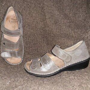 FINN COMFORT-Waldi-Hook Loop-Metallic Nubuck Leather-Size 36D-Excellent